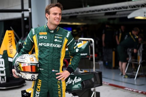 Weer die dekelse Filippi, Giedo van der Garde dupe crash Melker + UITSLAG